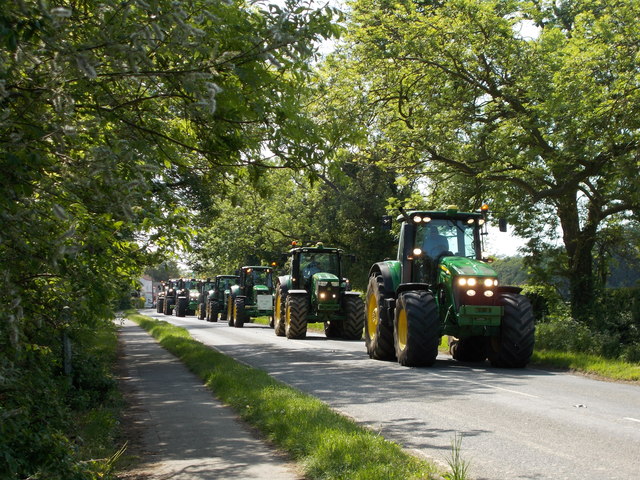 Tractor road run for charity, Glinton